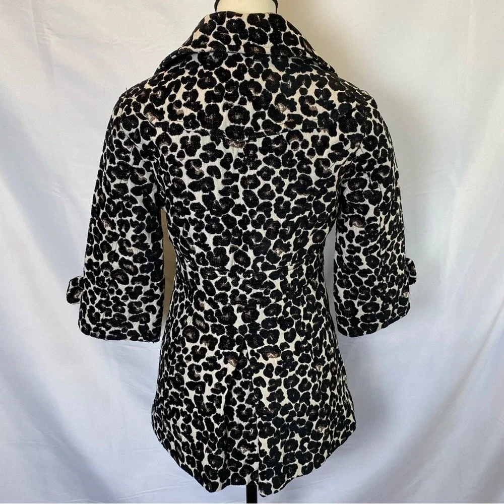Forever 21 Leopard Animal‎ Print Jacket Size Small Double Breasted Collared